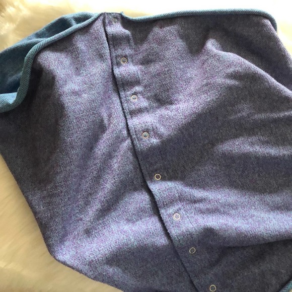 Button Up Cowl - Picture 2 of 4